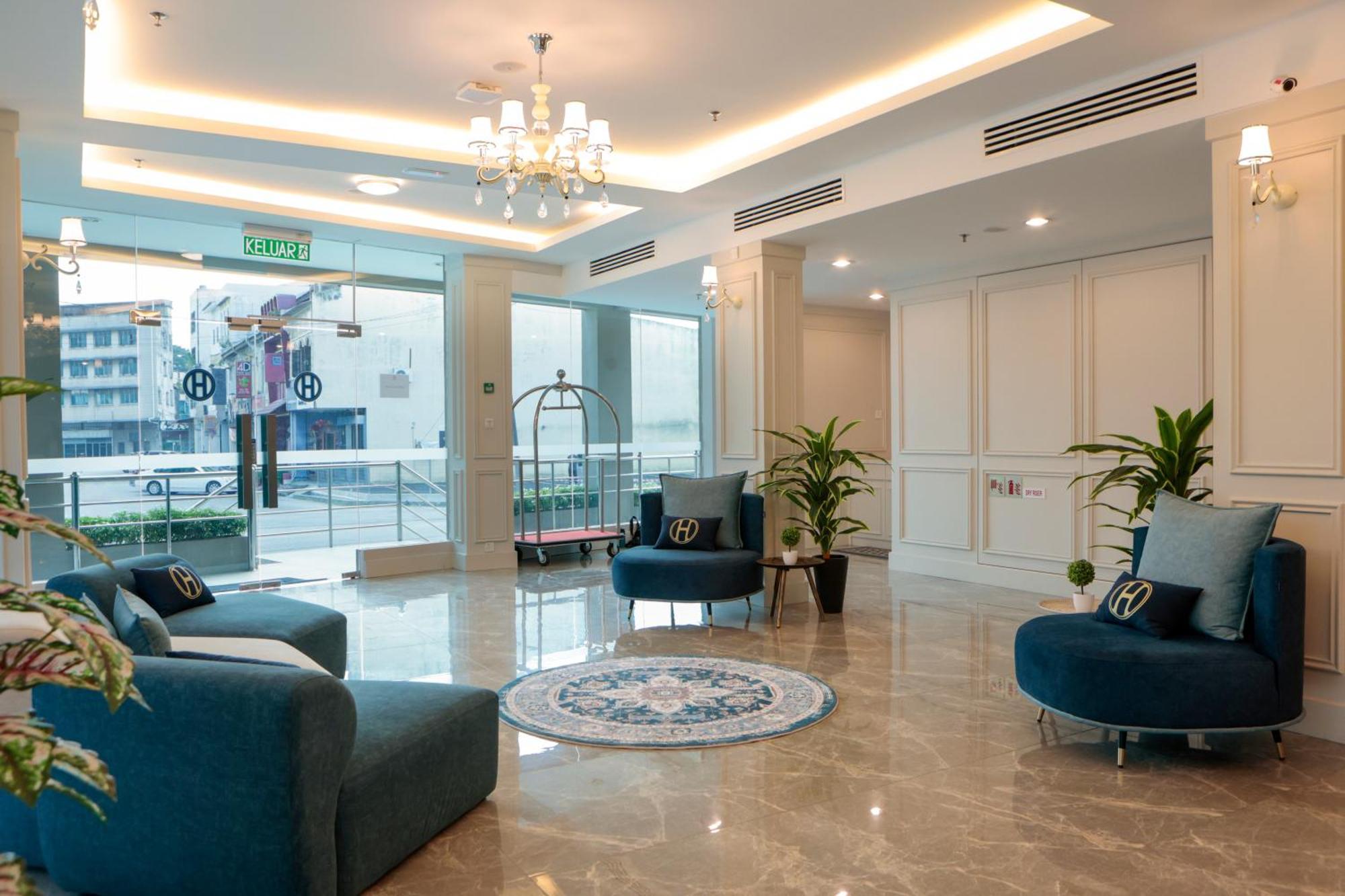 The Host Hotel ايبوه المظهر الخارجي الصورة
